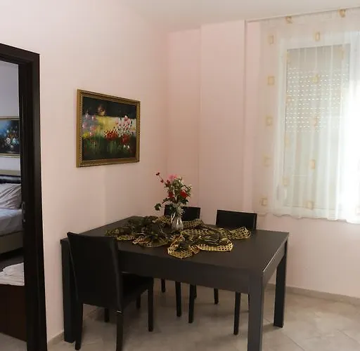 & Restaurant Ida מלון Kŭrdzhali