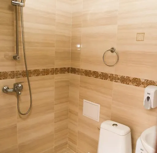 & Restaurant Ida מלון Kŭrdzhali