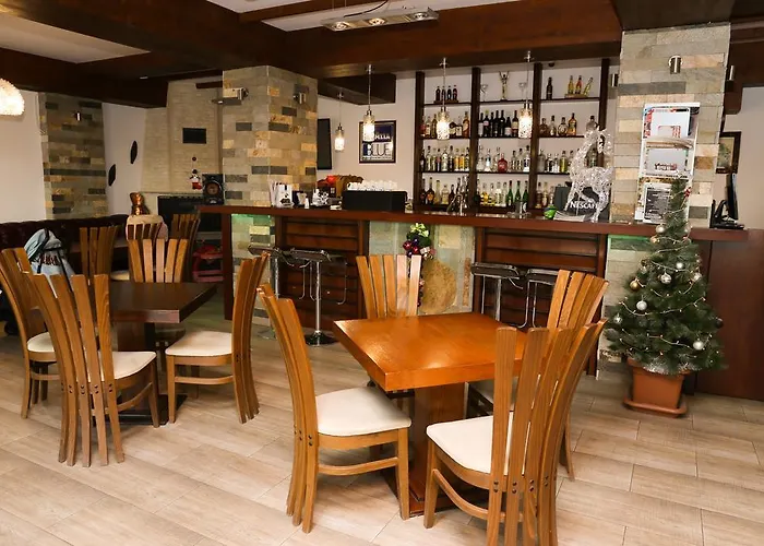 & Restaurant Ida מלון Kŭrdzhali